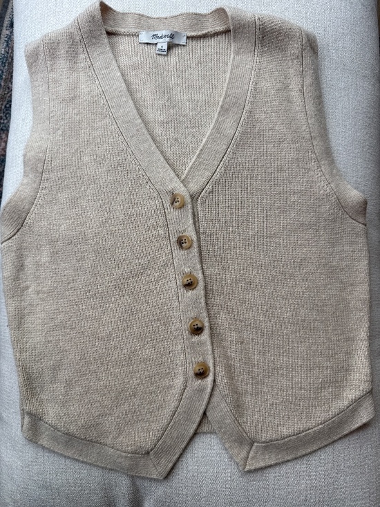 Madewell Sweaters - Button down vest
